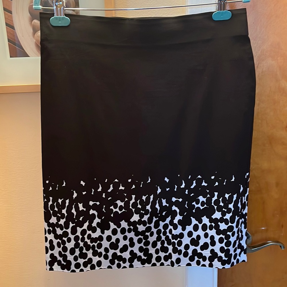 Studio Point pencil skirt size L